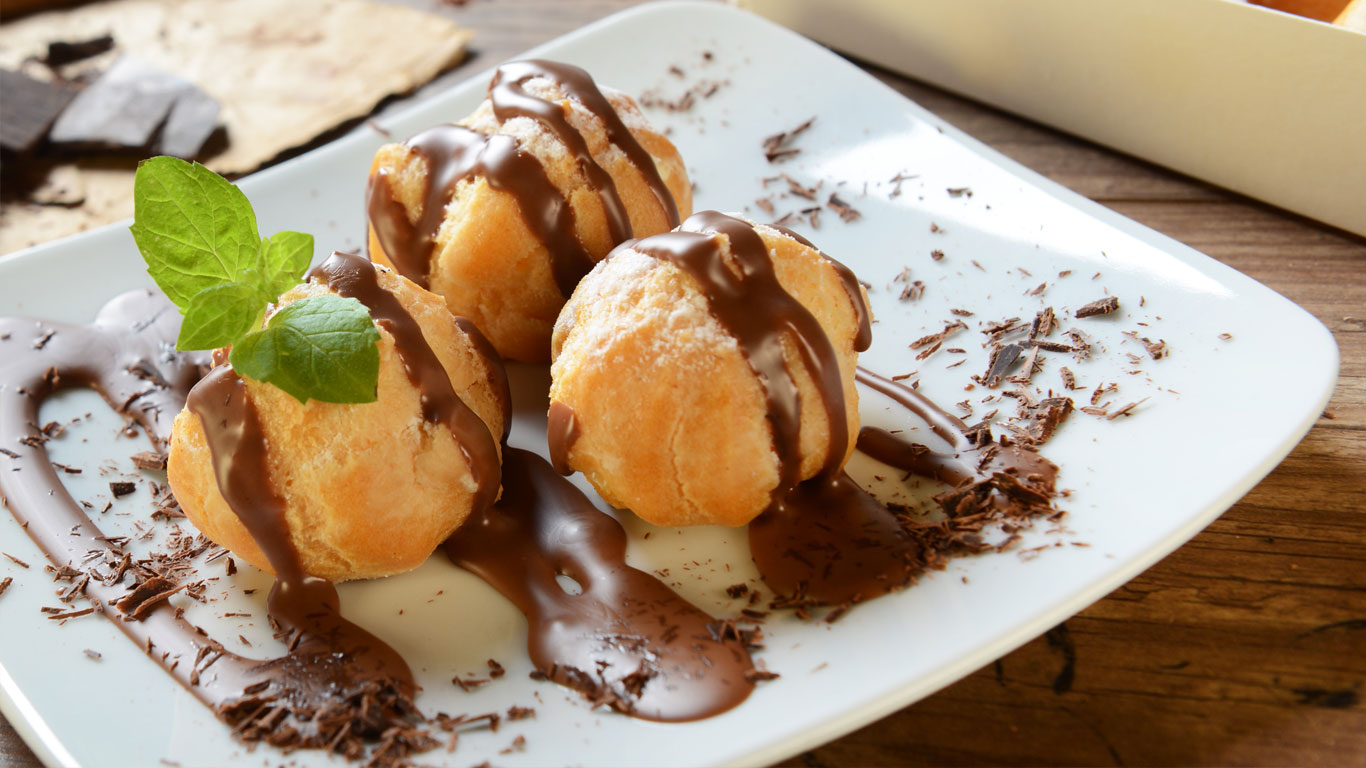 Profiteroles de Sorvete de Creme