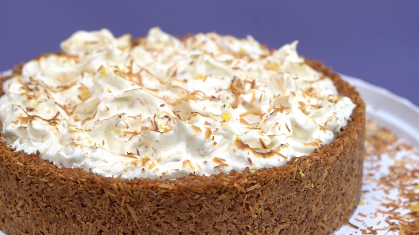 Torta de Coco Queimado com Limão Siciliano